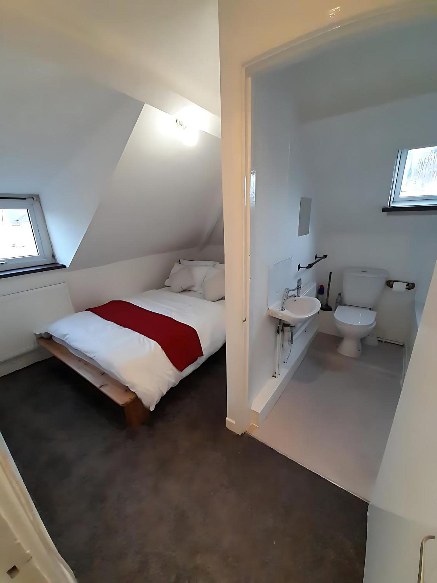 Entire Victoria Park Cardiff Apartment With Free Street Parking Bus 17 And 18 Direct To Cardiff City Centre, Fast Free Wi-Fi Екстер'єр фото
