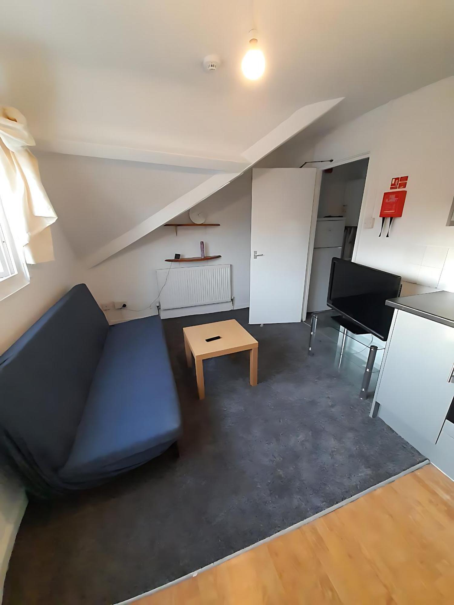 Entire Victoria Park Cardiff Apartment With Free Street Parking Bus 17 And 18 Direct To Cardiff City Centre, Fast Free Wi-Fi Екстер'єр фото
