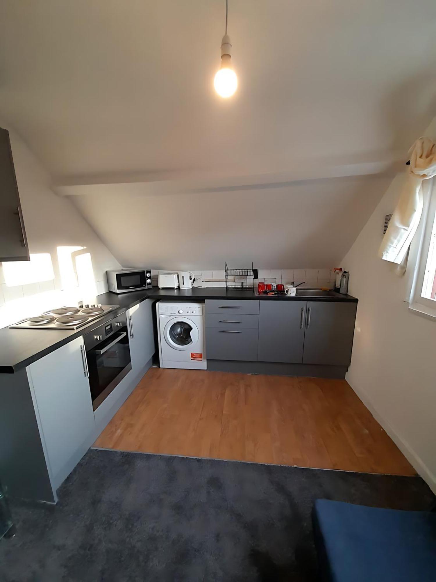 Entire Victoria Park Cardiff Apartment With Free Street Parking Bus 17 And 18 Direct To Cardiff City Centre, Fast Free Wi-Fi Екстер'єр фото